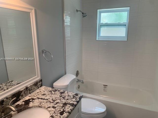 Building Photo - 272 NW 79th Ave