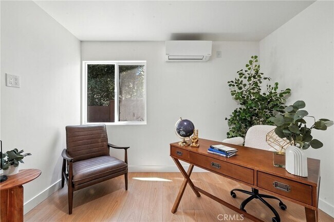 Building Photo - 5841 Arroyo Dr