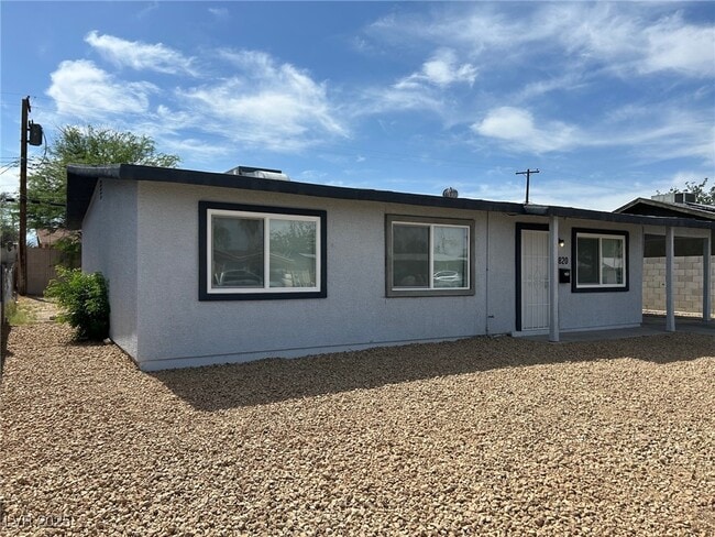 Building Photo - 820 Carpenter Dr