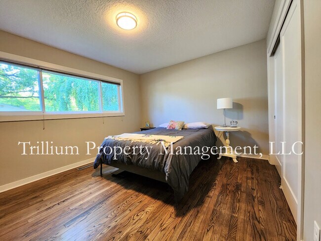 Building Photo - 3929 N Kiska St