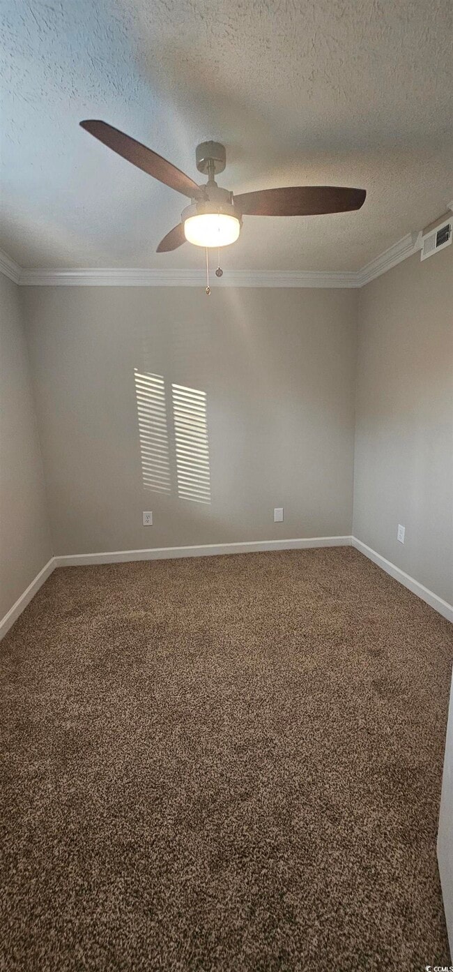 Building Photo - 615 Carter Ln