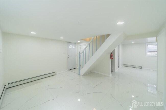 Building Photo - 54 Bergen St
