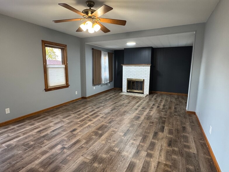 Building Photo - 1020 Brown St