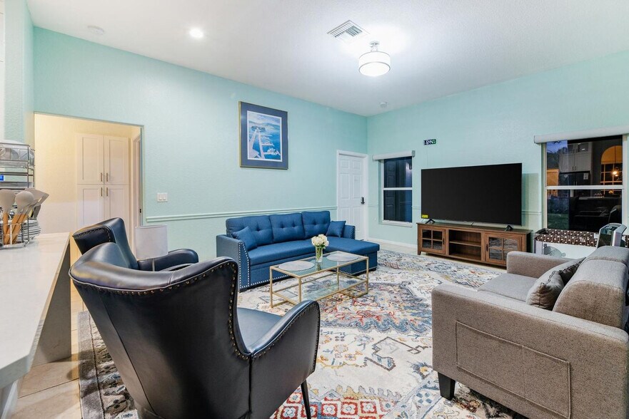 Building Photo - 12855 87th St N