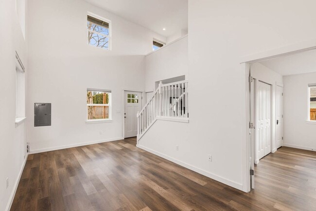 Building Photo - 202 NW 95th St