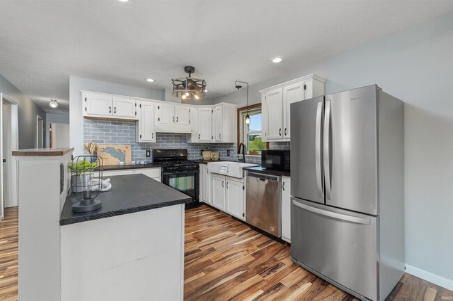 Building Photo - 9730 N Marine Key Dr