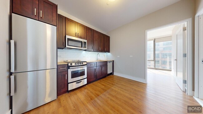 Building Photo - 237 E 34th St
