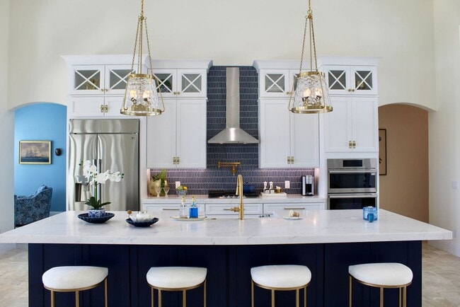 Building Photo - Fully Furnished 3 Bedroom, 3.5 Bath Home with Stunning Intracoastal Views