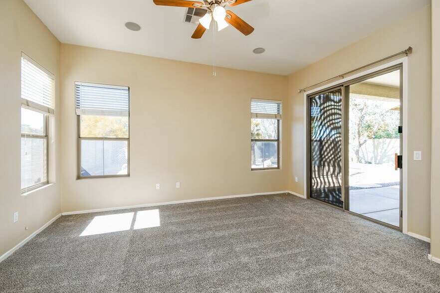 Building Photo - 1714 S Colonial Dr