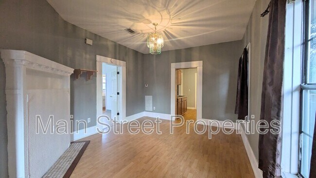 Building Photo - 1014 W Gregory St