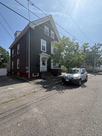 Building Photo - 9 Cushing St