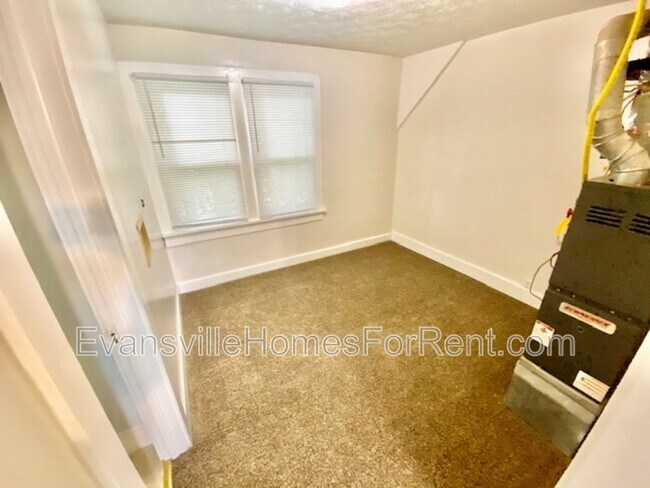 Building Photo - 1521 Irvington Ave