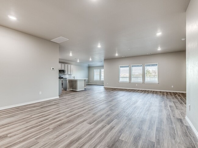 Building Photo - Beautiful brand new home + Deer Creek Scho...