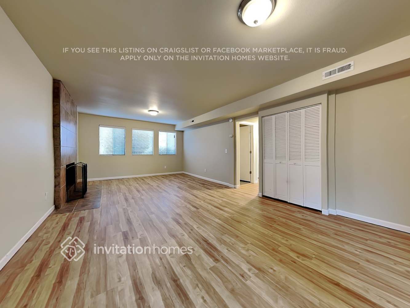 Building Photo - 33628 27th Pl SW