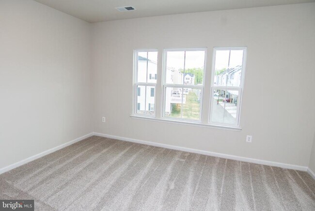 Building Photo - 9376 Tanfield Dr