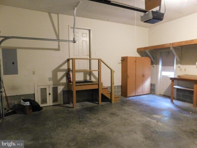 Building Photo - 108 Senseny Glen Dr