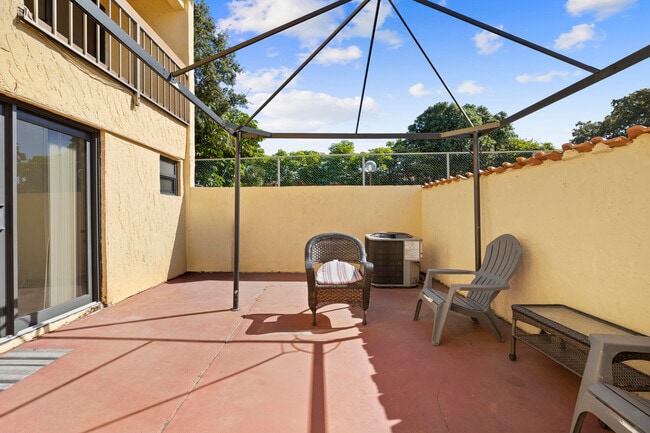 Building Photo - 7734 Balboa St