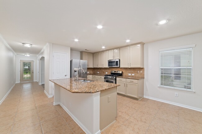 Building Photo - 26610 Marble Falls Bend
