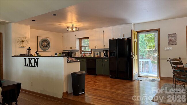 Building Photo - 16318 Stinson Cove Rd