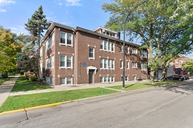 Building Photo - 5040 19th St