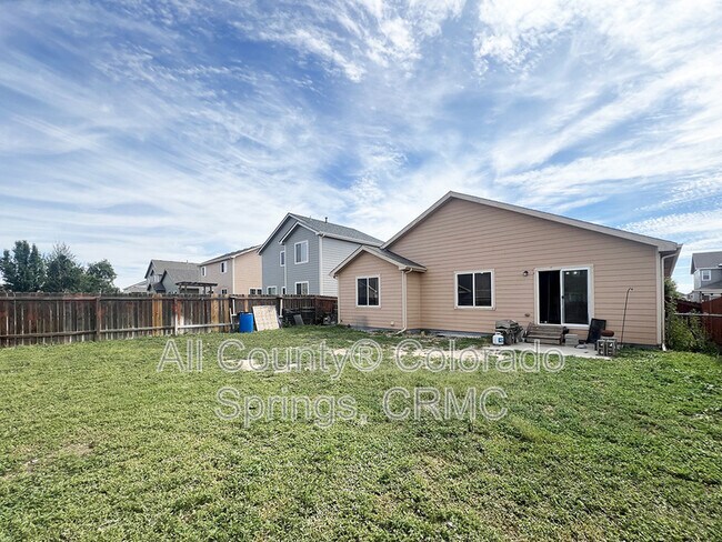 Building Photo - 6168 Rocking Chair Ln