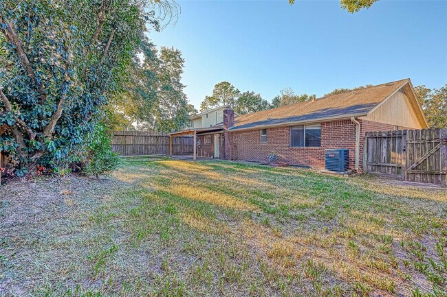 Building Photo - 21631 Park Villa Dr
