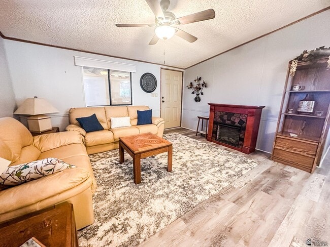 Building Photo - 13240 E 50th Dr