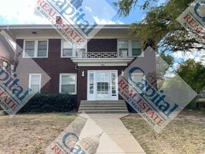 Building Photo - Cozy 2 Bedroom