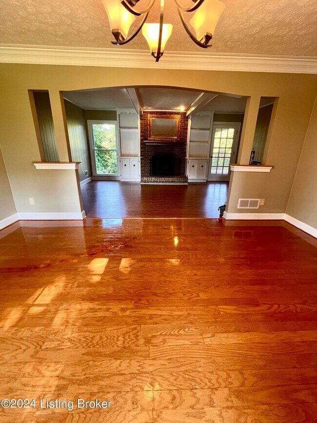 Building Photo - 4612 Deepwood Ct