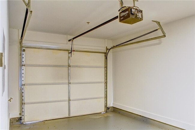 Building Photo - 203 Morris Ln