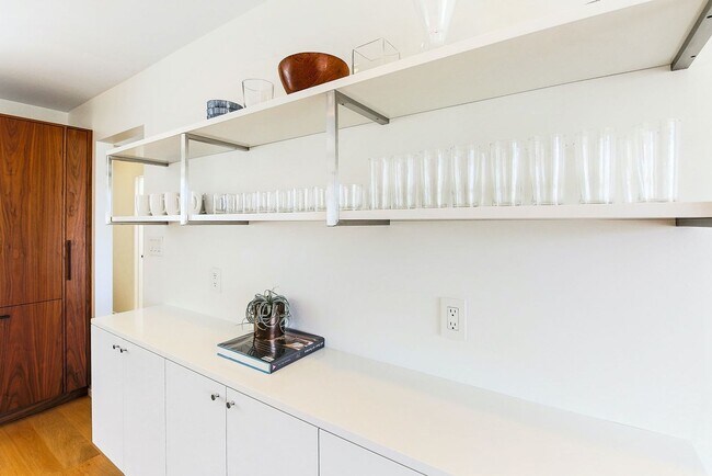 Building Photo - 75 Hancock St