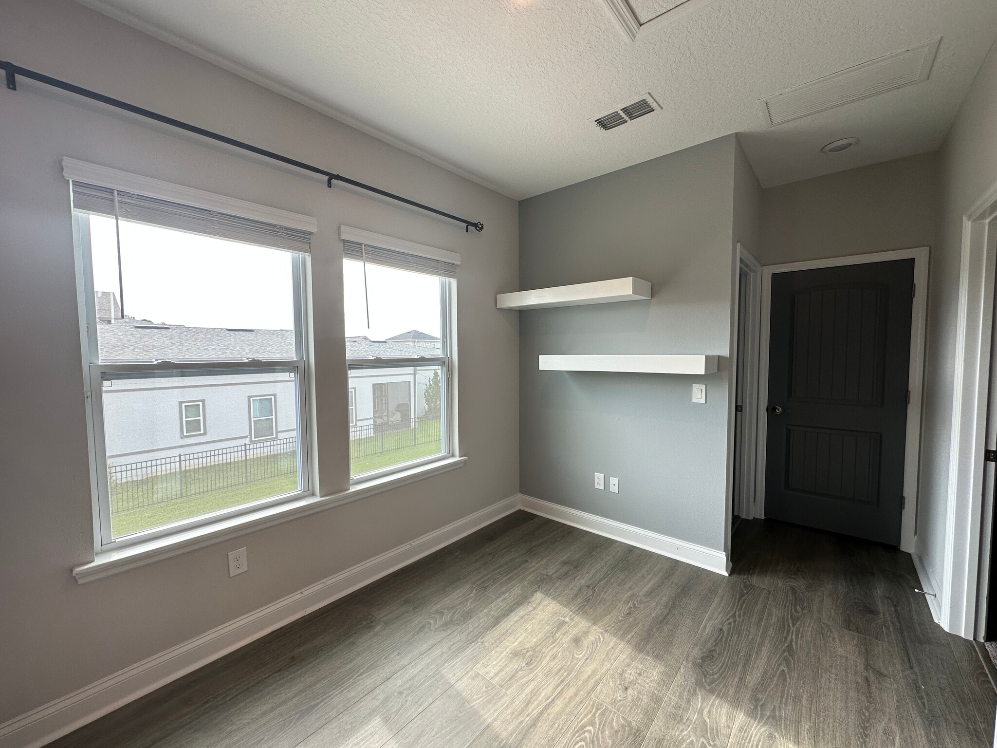 Building Photo - 14685 Englert Aly