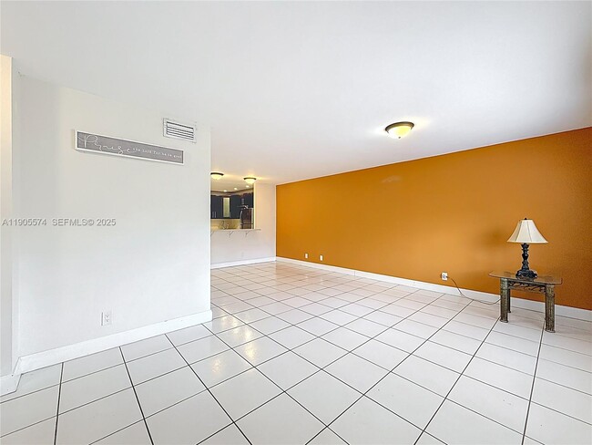 Building Photo - 2686 NW 60th Way