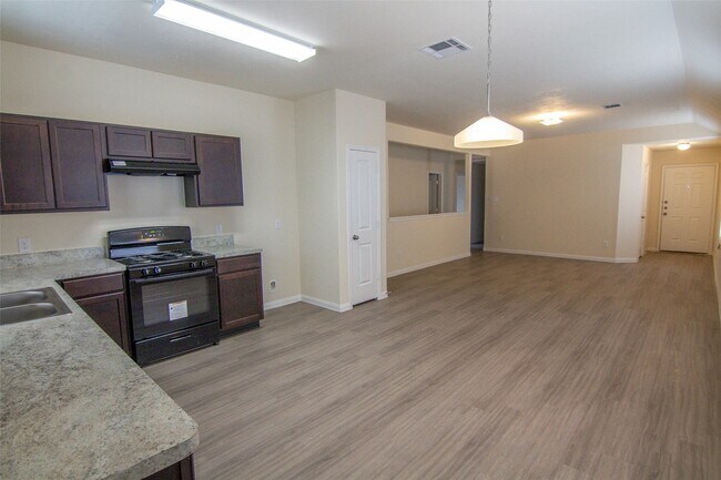 Building Photo - 927 Hidden Cove Ct