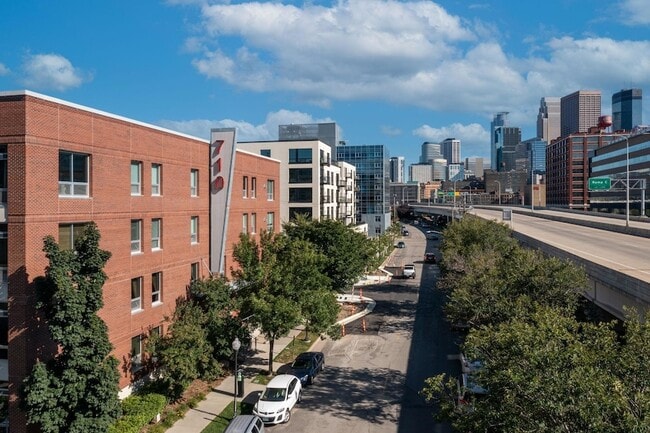 Building Photo - 710 N 4th St