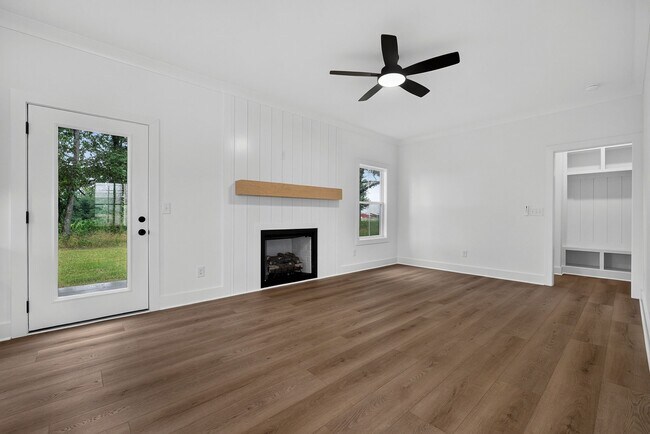 Building Photo - 241 Cripps Ln