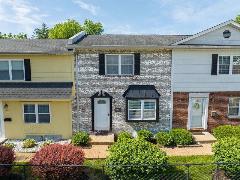 Building Photo - 2548 Grayland Walk