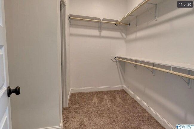 Building Photo - 115 Elledge Farm Dr