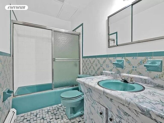 Building Photo - 175-32 Devonshire Rd