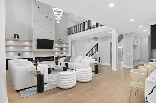Building Photo - 405 Thunder Rd