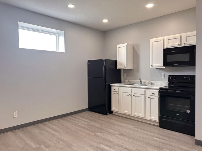 Building Photo - 1 bedroom 1 bath