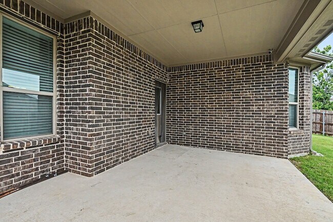 Building Photo - 7656 Northumberland Dr