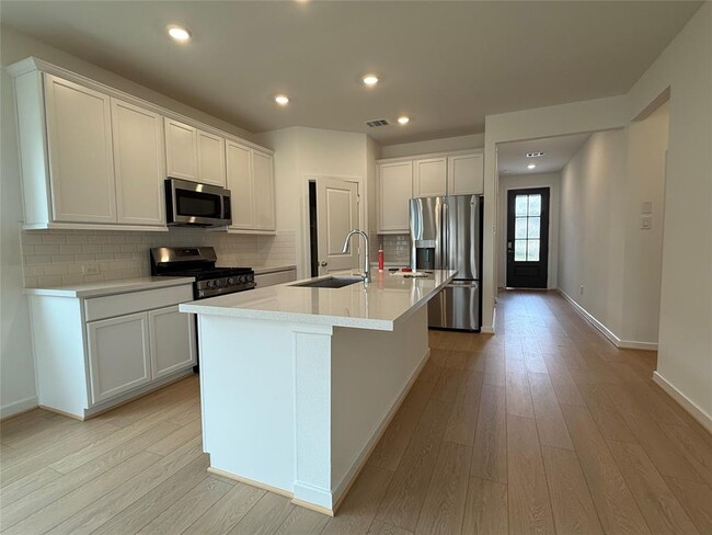 Building Photo - 9738 Rialto Hts Dr