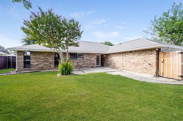 Building Photo - 1607 E Peters Colony Rd