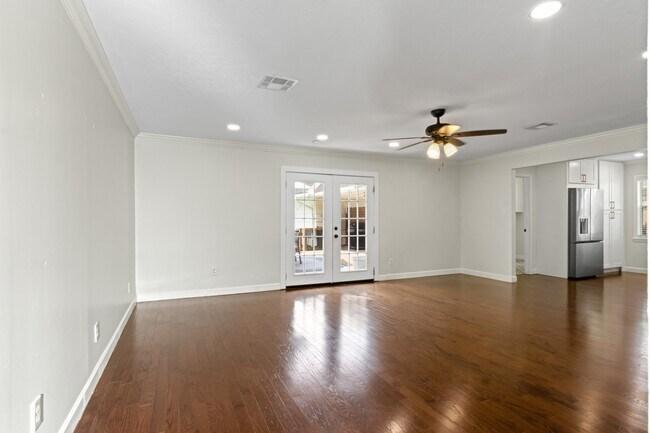 Building Photo - 5219 Cheena Dr