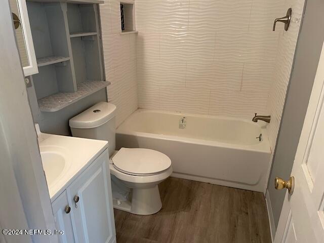 Building Photo - 827 Hillsborough Ave