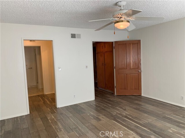 Building Photo - 12945 Hillcrest Dr