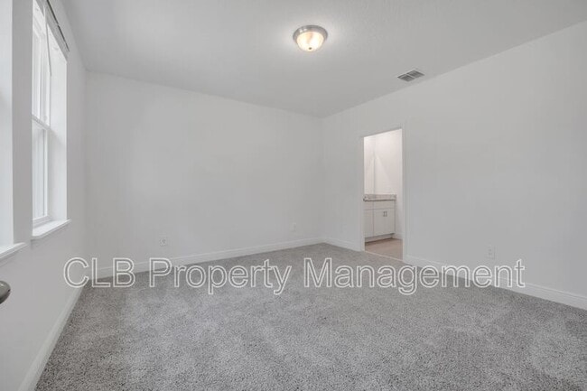 Building Photo - 132 Lost Ball Dr