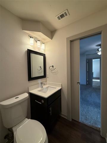 Building Photo - 2106 Bennett Ave