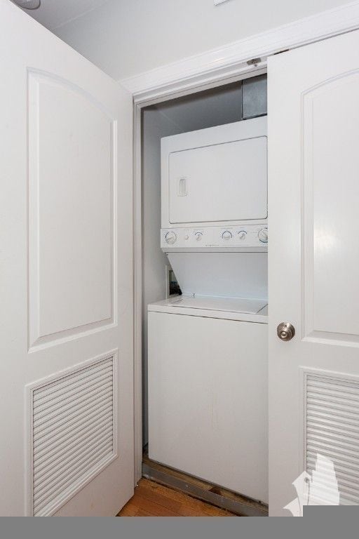 Building Photo - 1634 W Grace St